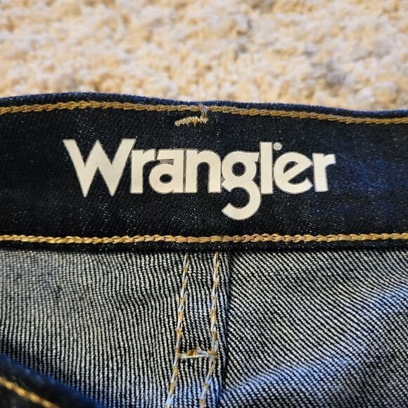 NWT Wrangler mens Big & Tall regular fit extremely darkwash jeans - Picture 3 of 10